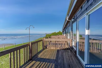 801 NW Coast #2 St, Newport, OR 97365 - Photo 8