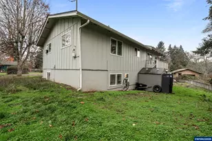 292 SE Academy St, Dallas, OR 97338 - Photo 30