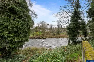 292 SE Academy St, Dallas, OR 97338 - Photo 28