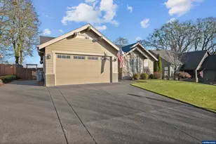 380 NW Reed Ln, Dallas, OR 97338 - Photo 2