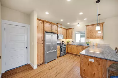 380 NW Reed Ln, Dallas, OR 97338 - Photo 22