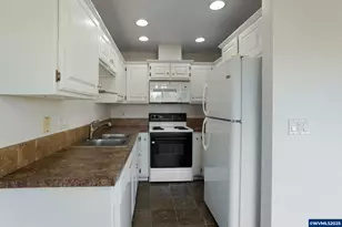 406 Madrona (-408) St E, Monmouth, OR 97361 - Photo 38