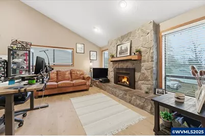 1818 Pepper Tree Ct SE, Salem, OR 97306 - Photo 8