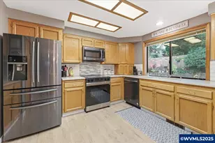 1818 Pepper Tree Ct SE, Salem, OR 97306 - Photo 20