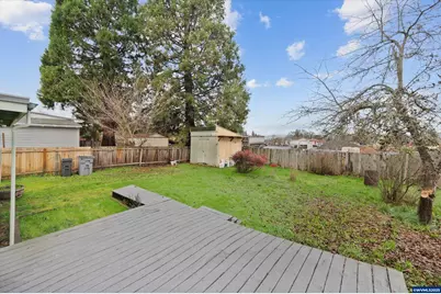 948 SW Maple St, Dallas, OR 97338 - Photo 28