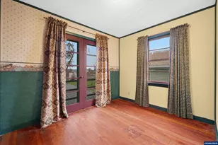 948 SW Maple St, Dallas, OR 97338 - Photo 18