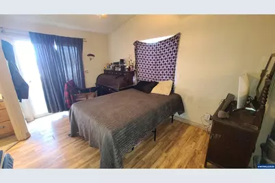 504 Wall St, Silverton, OR 97381 - Photo 10