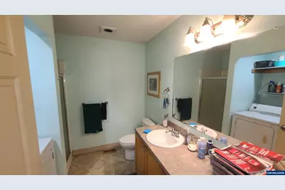 504 Wall St, Silverton, OR 97381 - Photo 16