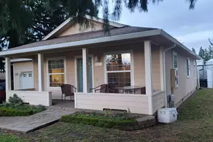 504 Wall St, Silverton, OR 97381 - Photo 2