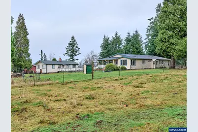 20788 Hazelnut Ridge Rd NE, Scotts Mills, OR 97375 - Photo 34