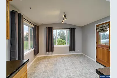 20788 Hazelnut Ridge Rd NE, Scotts Mills, OR 97375 - Photo 12