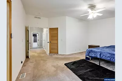 20788 Hazelnut Ridge Rd NE, Scotts Mills, OR 97375 - Photo 16