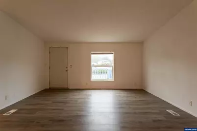 1284 N 19th #92 St, Philomath, OR 97370 - Photo 2