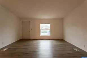 1284 N 19th #92 St, Philomath, OR 97370 - Photo 2