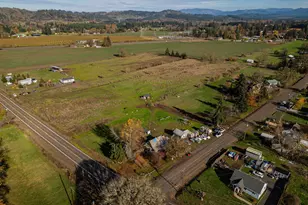 1715 Cascade Dr, Lebanon, OR 97355 - Photo 24