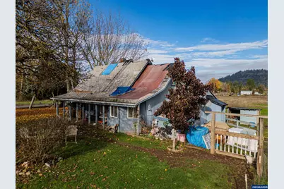 1715 Cascade Dr, Lebanon, OR 97355 - Photo 4