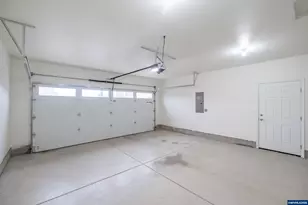 2037 Waterford St SE, Albany, OR 97322 - Photo 46