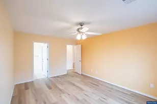 2037 Waterford St SE, Albany, OR 97322 - Photo 36