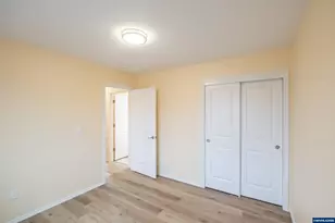 2037 Waterford St SE, Albany, OR 97322 - Photo 24