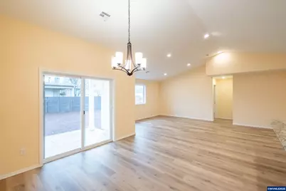 2037 Waterford St SE, Albany, OR 97322 - Photo 18