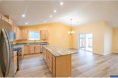 2037 Waterford St SE, Albany, OR 97322 - Photo 8