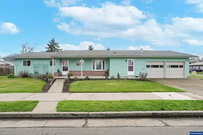 1086 24th Av SE, Albany, OR 97322 - Photo 1