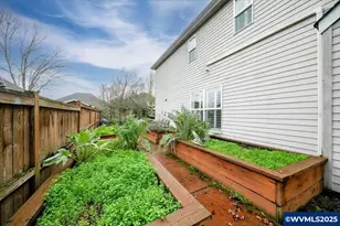 2328 NW Violet Ave, Albany, OR 97321 - Photo 20