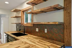 507 N 2nd St, Silverton, OR 97381 - Photo 12