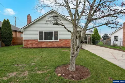 507 N 2nd St, Silverton, OR 97381 - Photo 2