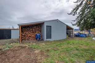 795 Holly Ln, Lebanon, OR 97355 - Photo 34