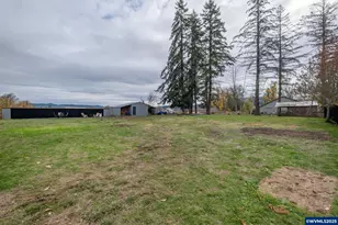 795 Holly Ln, Lebanon, OR 97355 - Photo 36