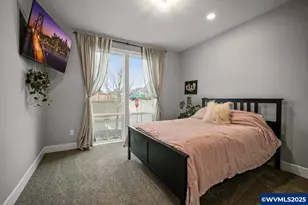 411 NW Crater Lk Dr, Dallas, OR 97338 - Photo 8