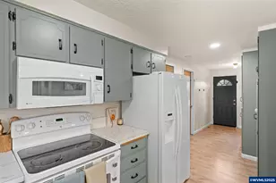 6020 Valley View Rd NE, Silverton, OR 97381 - Photo 12