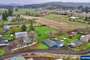 75 Sturtevant Rd, Lebanon, OR 97355 - Photo 4