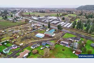 75 Sturtevant Rd, Lebanon, OR 97355 - Photo 8