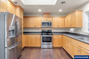 75 Sturtevant Rd, Lebanon, OR 97355 - Photo 30