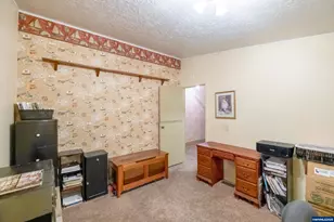 3550 Juniper St, Sweet Home, OR 97386 - Photo 34