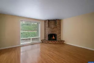 1283 Karen Way NW, Salem, OR 97304 - Photo 8