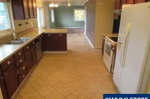 341 SW Madison St, Sheridan, OR 97378 - Photo 16