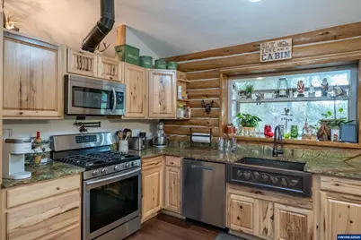 32583 Bellinger Scale Rd, Lebanon, OR 97355 - Photo 18