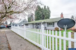 708 W High St, Stayton, OR 97383 - Photo 4