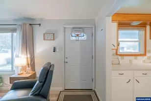 708 W High St, Stayton, OR 97383 - Photo 6