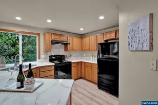 719 NW Sundance Cir, Corvallis, OR 97330 - Photo 16