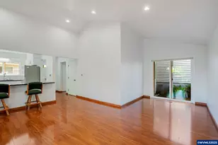 2858 Oakcrest Dr NW, Salem, OR 97304 - Photo 16