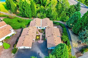 2858 Oakcrest Dr NW, Salem, OR 97304 - Photo 4