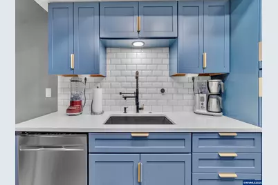 2451 Crestview Dr S, Salem, OR 97302 - Photo 20