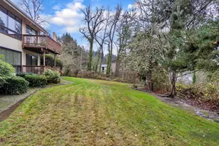 2451 Crestview Dr S, Salem, OR 97302 - Photo 32