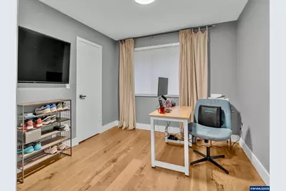 2451 Crestview Dr S, Salem, OR 97302 - Photo 10