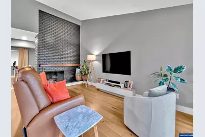 2451 Crestview Dr S, Salem, OR 97302 - Photo 14