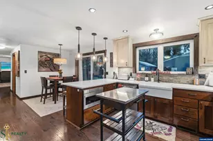 2555 NW Squire Pl, Albany, OR 97321 - Photo 16